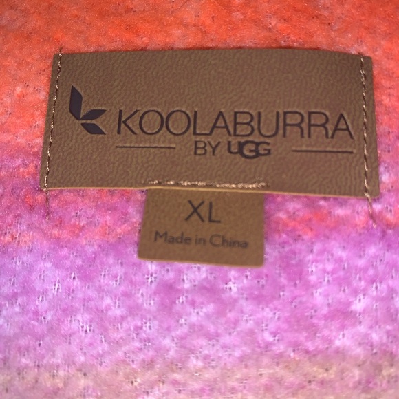 🎉HP🎉Koolaburra Hoodie Women's Vest - Picture 4 of 5